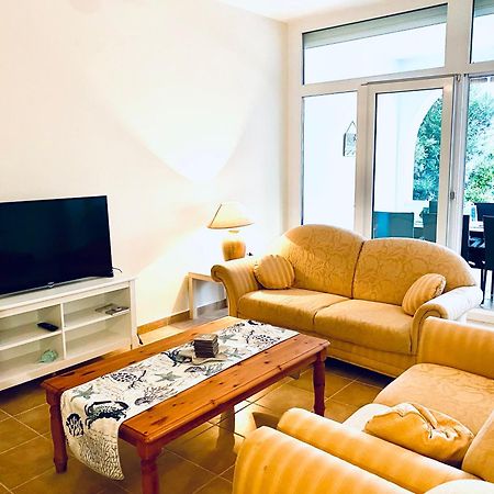 Villa Infinity Мандре Екстериор снимка