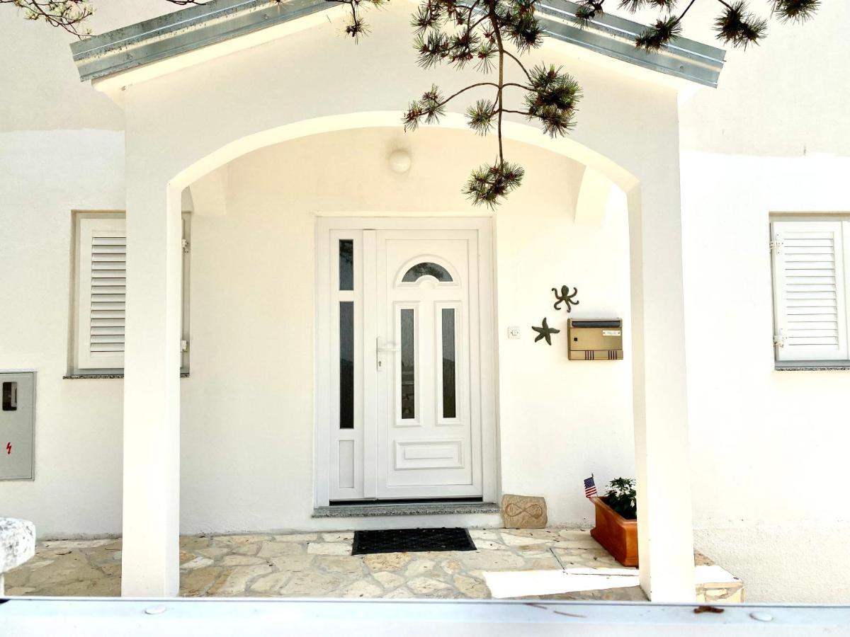 Villa Infinity Мандре Екстериор снимка