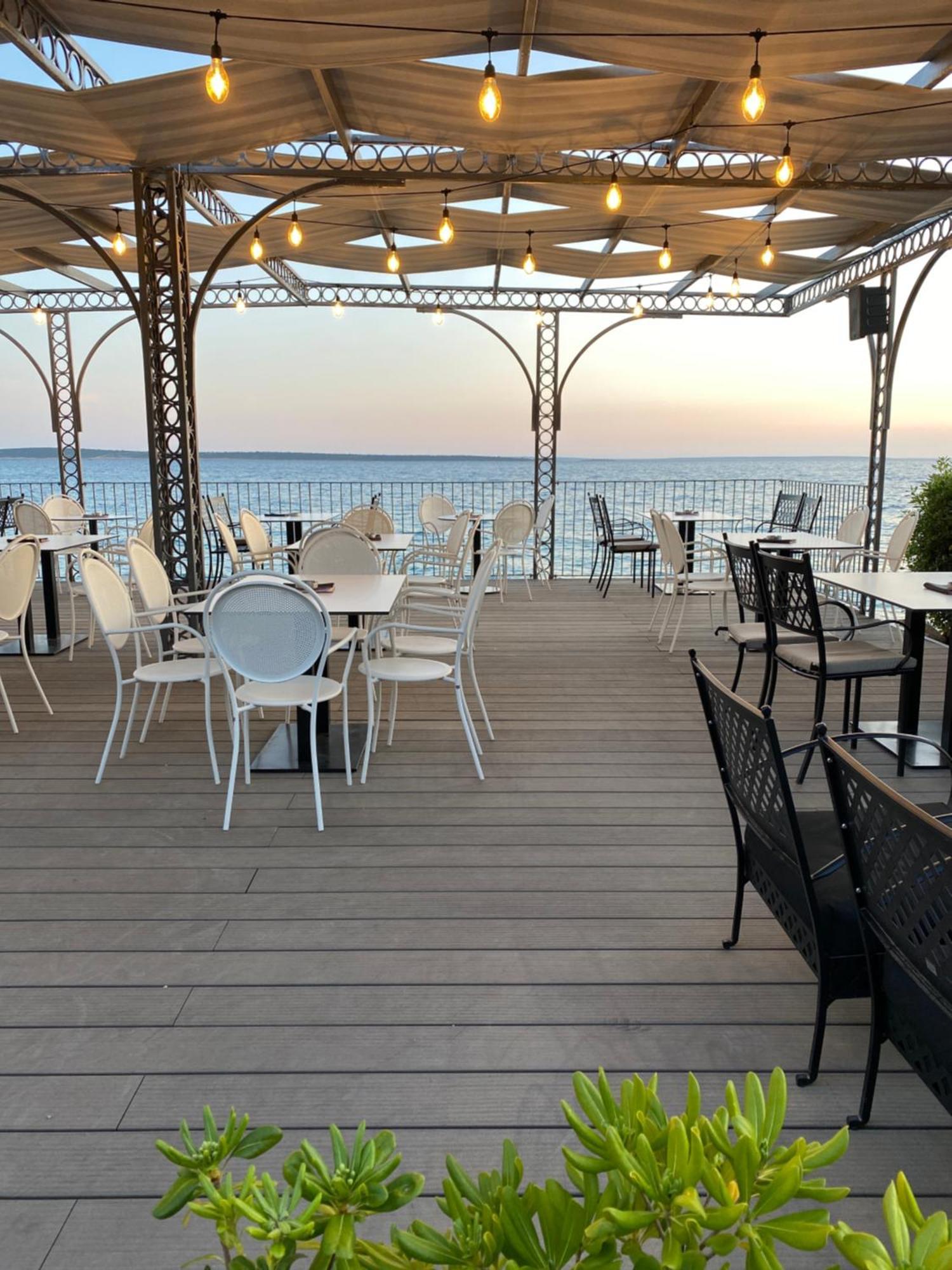 Villa Infinity Мандре Екстериор снимка